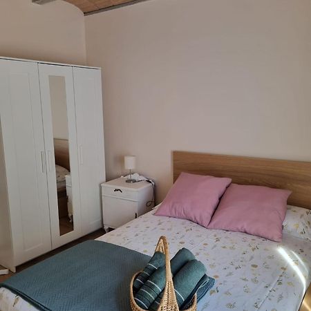 El Niu Dels Ocells Apartment Сан Хуан де лес Абадесес Екстериор снимка