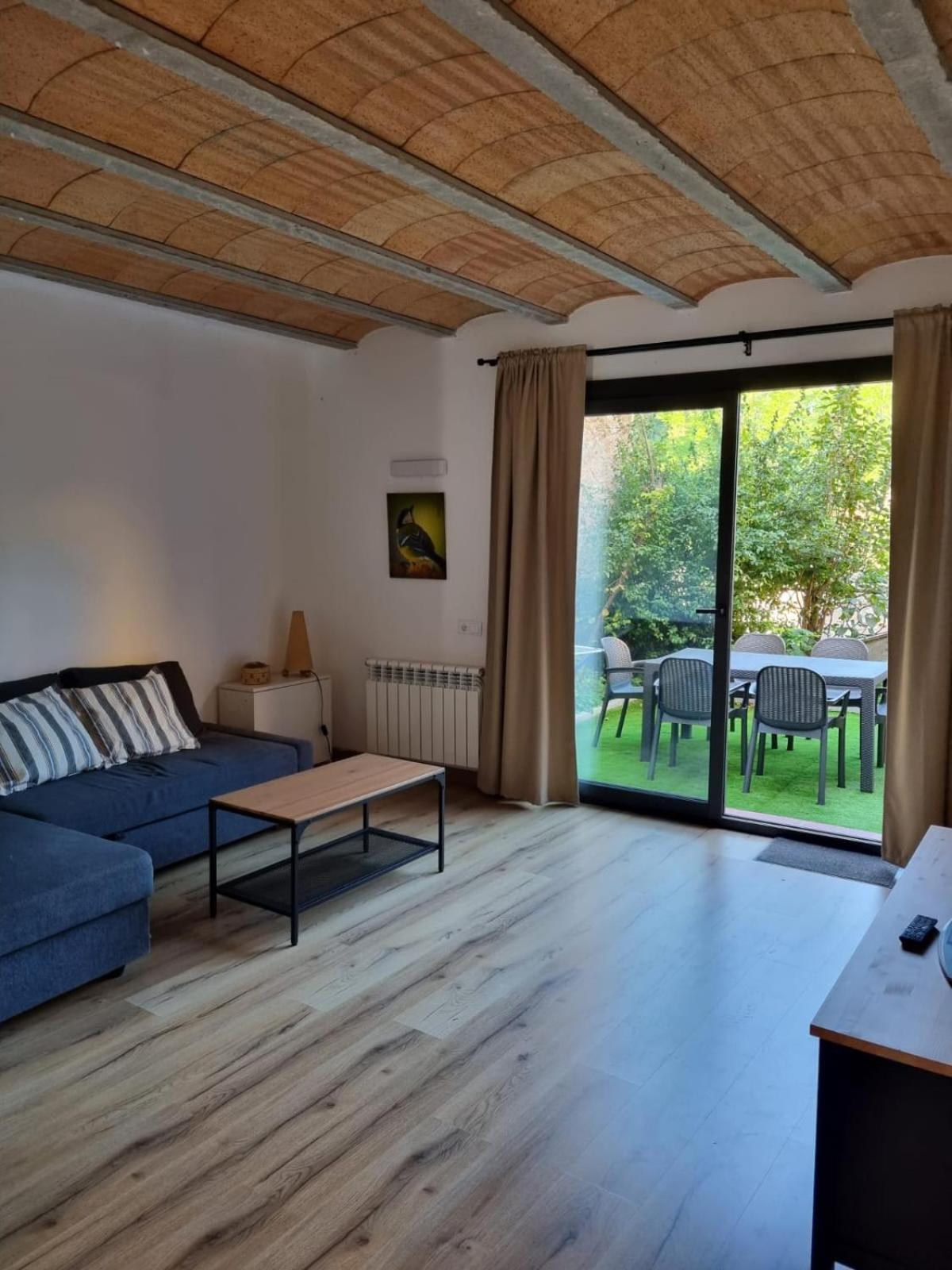 El Niu Dels Ocells Apartment Сан Хуан де лес Абадесес Екстериор снимка
